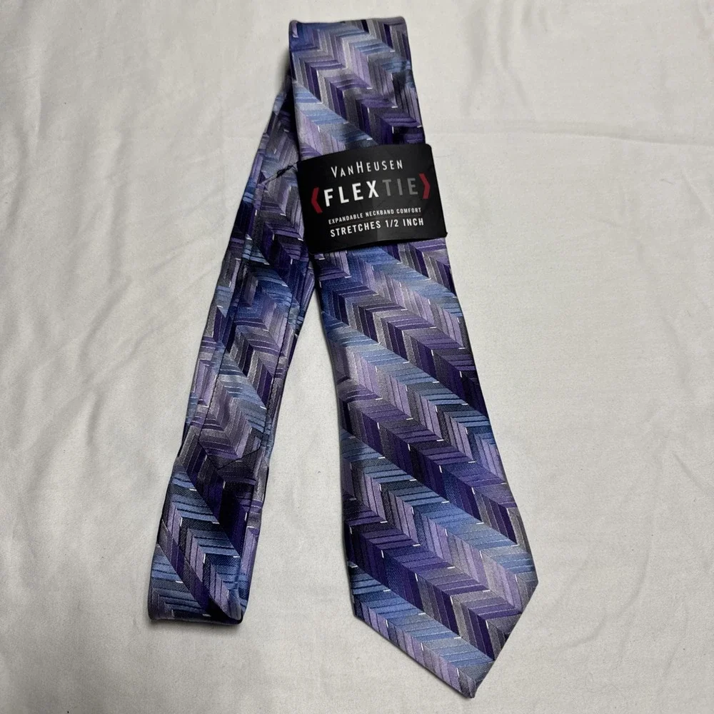 NEW Van Heusen Flex Expandable Neckband Comfort Purple Neck Tie